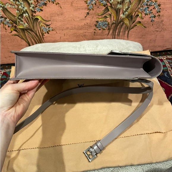 Louis Vuitton Lilac Epi Leather Ramatuelle Bag - Picture 14 of 16